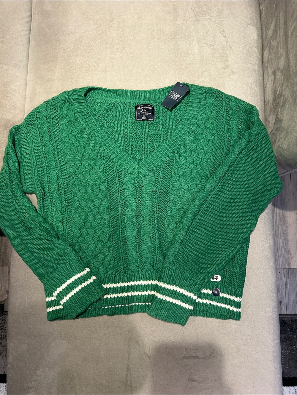 Abercrombie & Fitch Green Cable-Knit V-Neck Sweater with White Stripe Trim